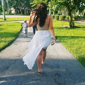 Beautiful White and Gold Formal Dress sz 9/10